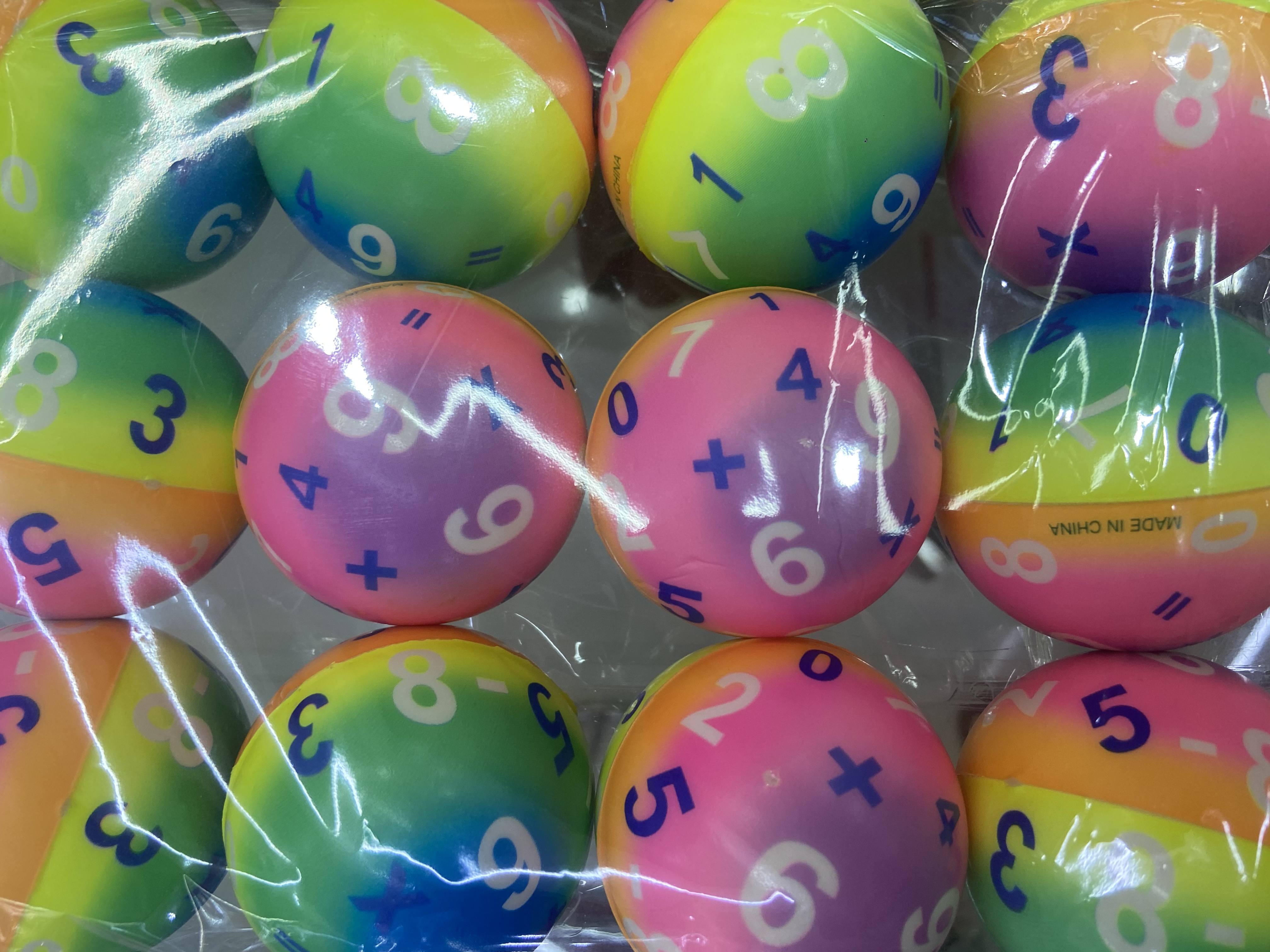 Factory direct sales 6.3 cm rainbow color digital girl and boy toys, sponge balls, foam balls, children's toys. 12/opp details Picture