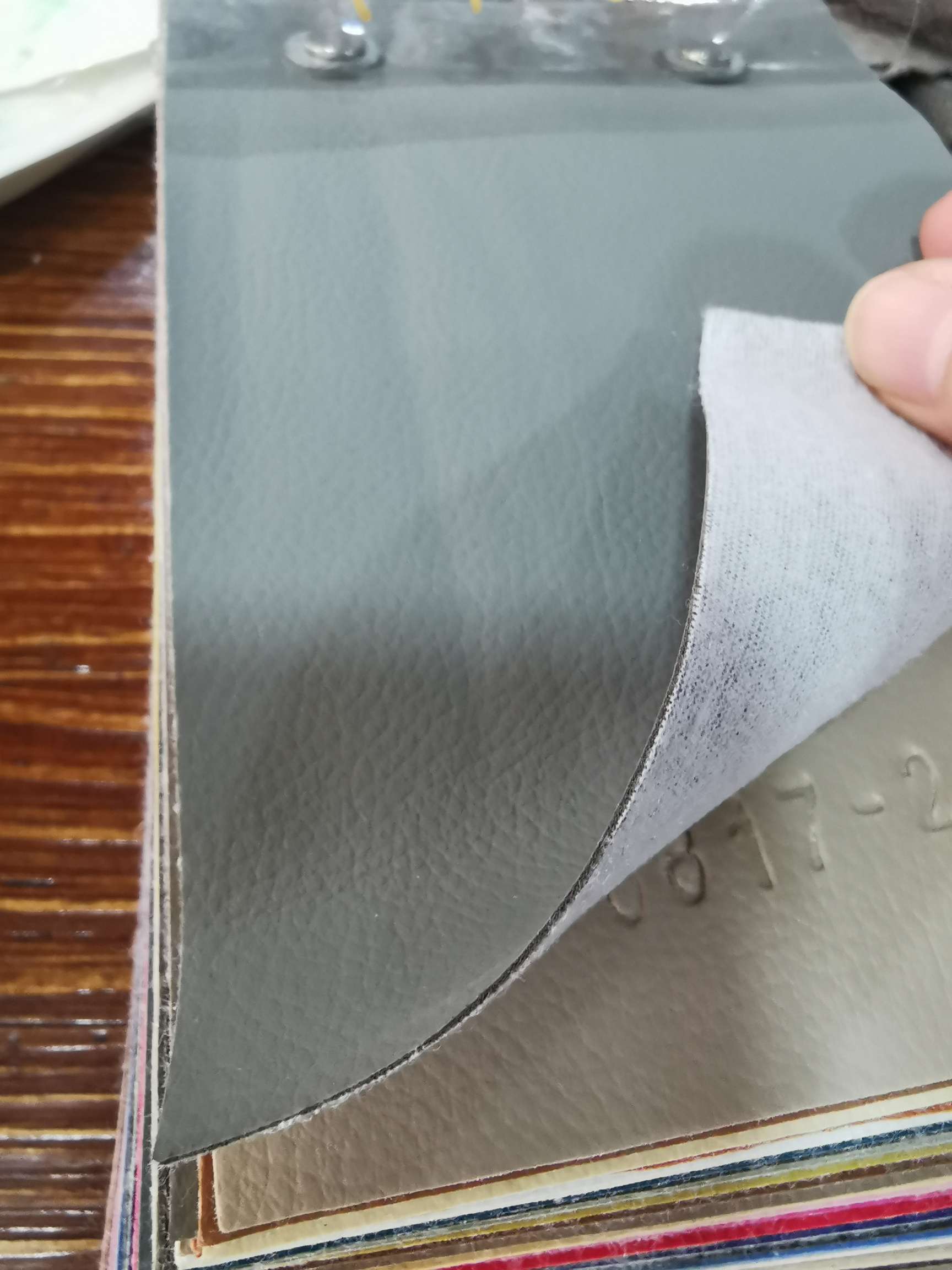 Decorative leather with lychee pattern 6817 Specification image