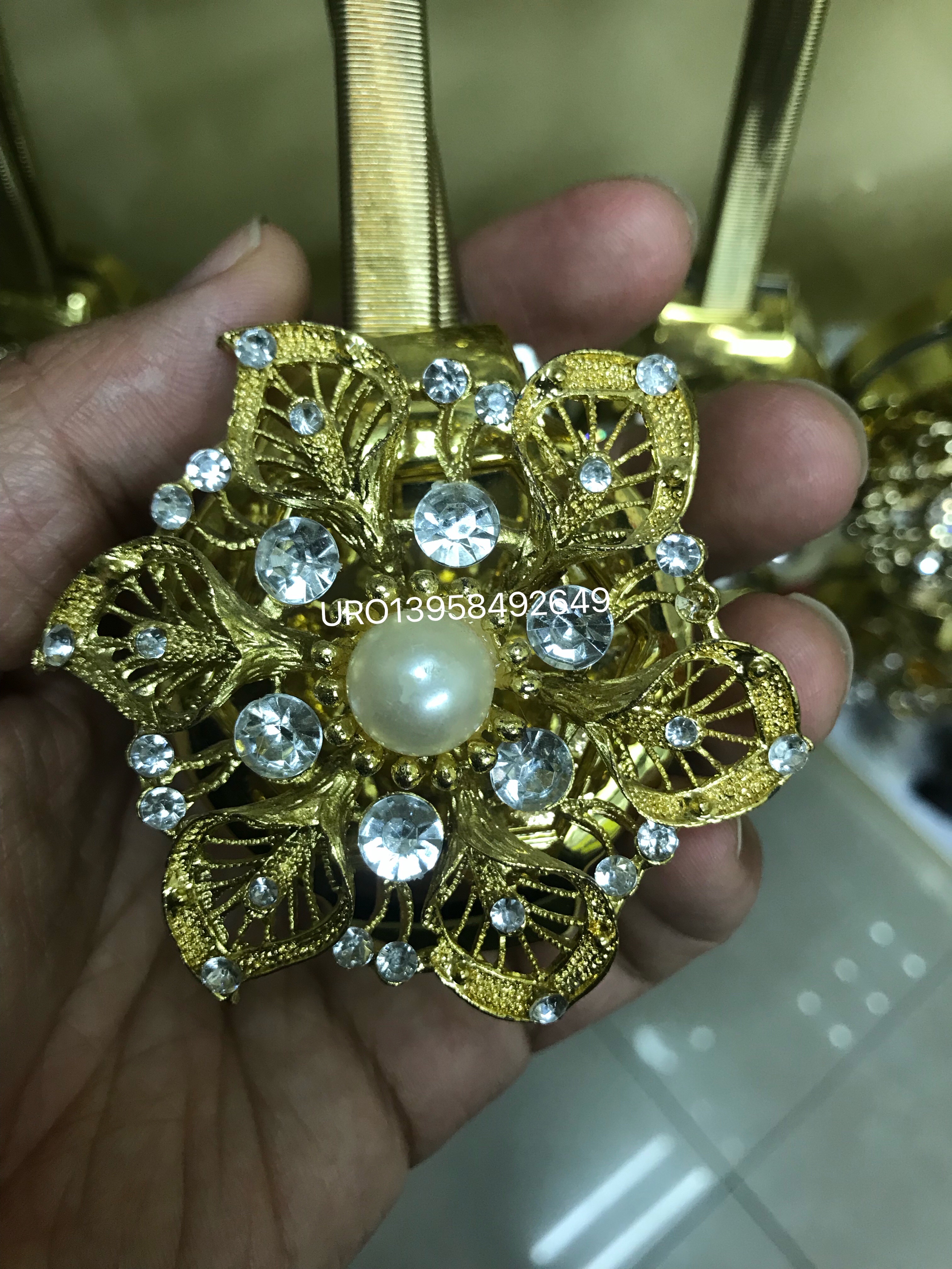 URO牌 窗帘挂球 合金花 窗帘绑带 窗帘扣 窗帘磁扣 弹簧绑带 窗帘配件辅料 窗帘装饰产品图