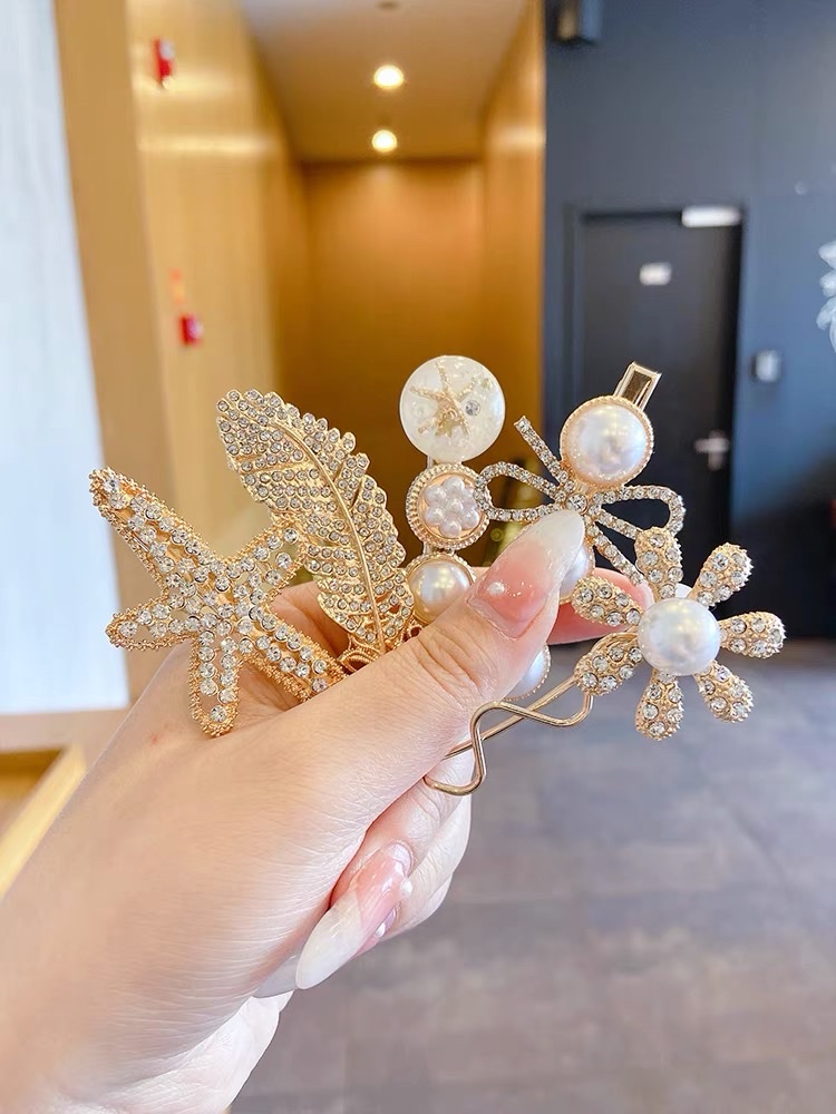 The 2021 new water diamond hair clip, side one-piece clip for girls, Korean ins bangs hair clip headwear details Picture