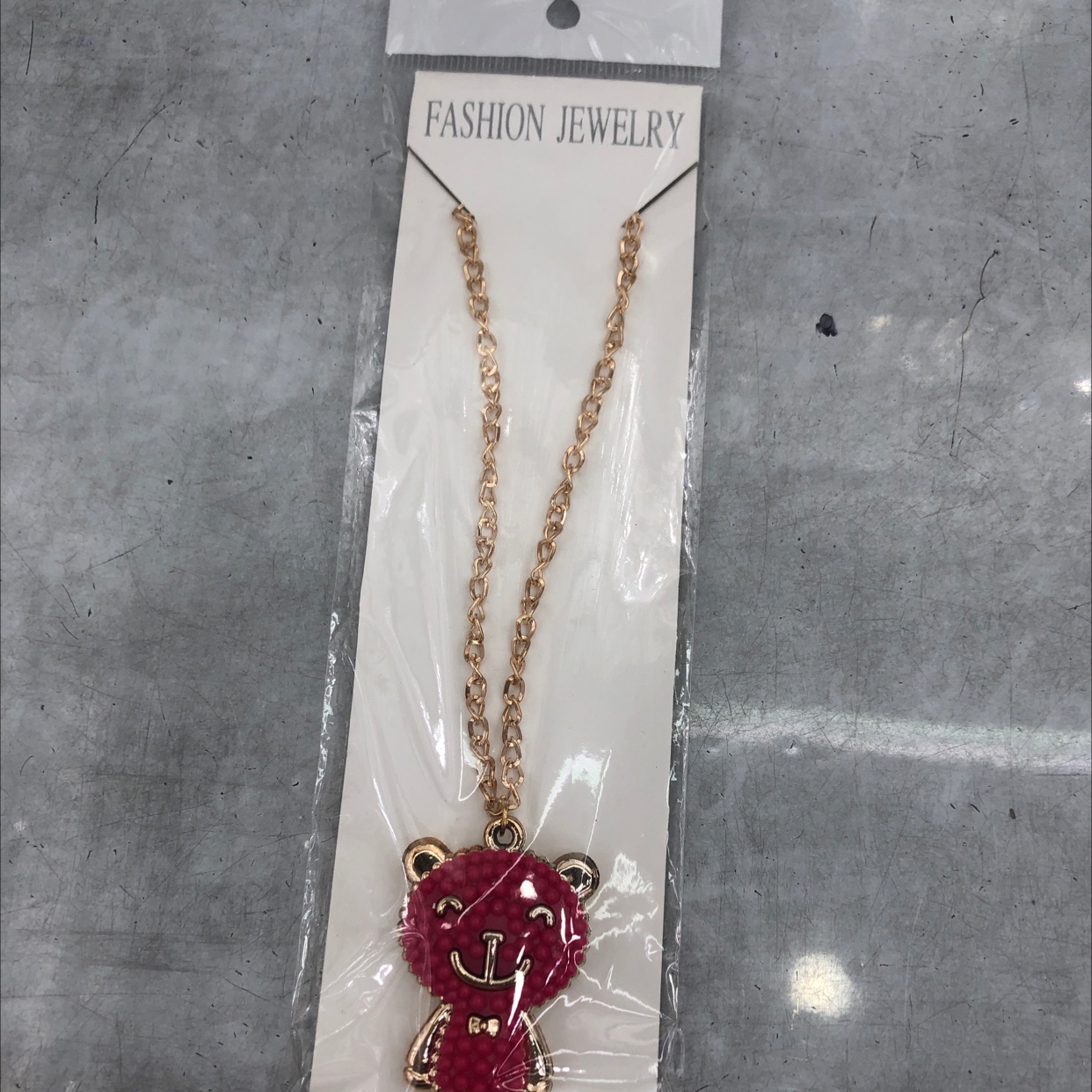 Kc粗链KT熊，一箱装3000条，一箱可以混色，2件起做，铁十塑料