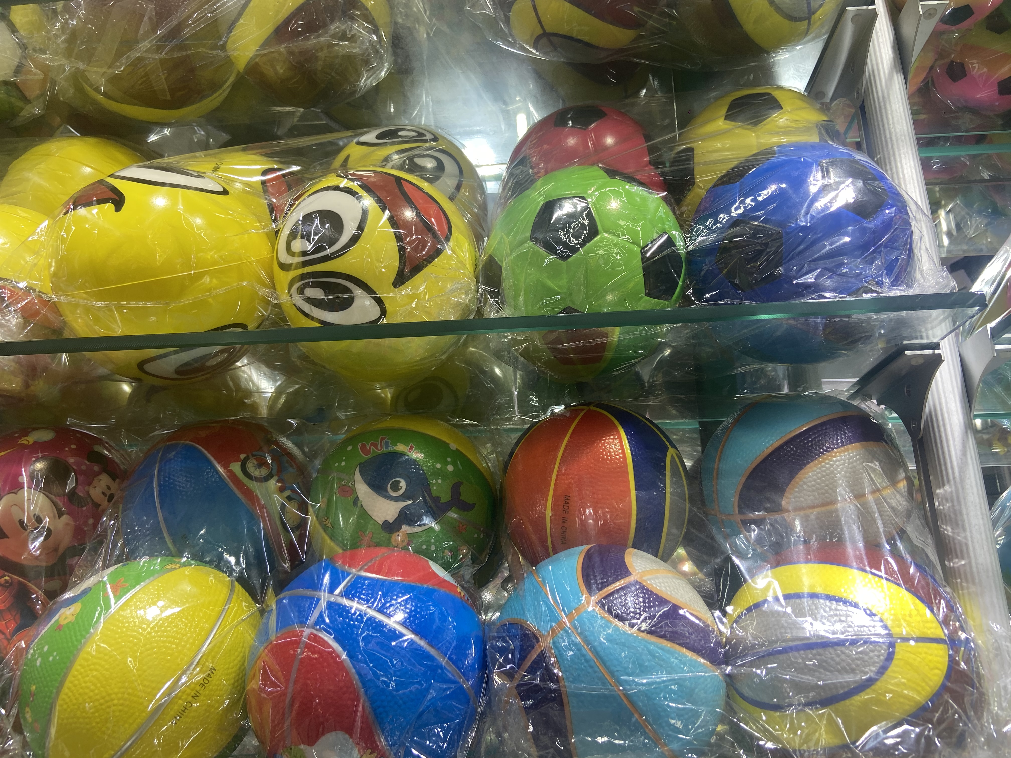 Factory direct sales of 15 cm beach flower basketballs, colorful basketballs, toys for girls and boys, sponge balls, foam balls, children's toys. 4/opp Specification image