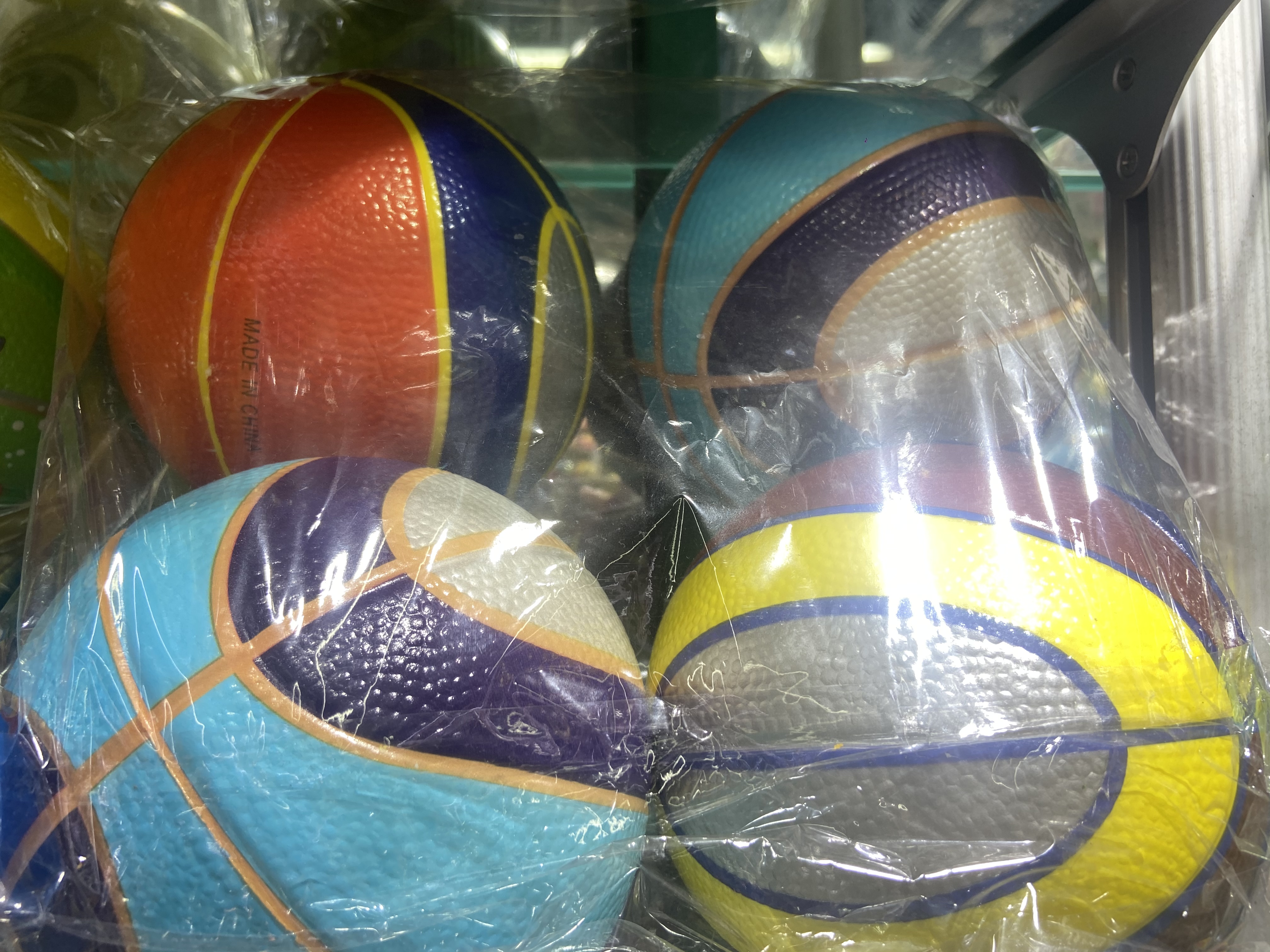Factory direct sales of 15 cm beach flower basketballs, colorful basketballs, toys for girls and boys, sponge balls, foam balls, children's toys. 4/opp details Picture