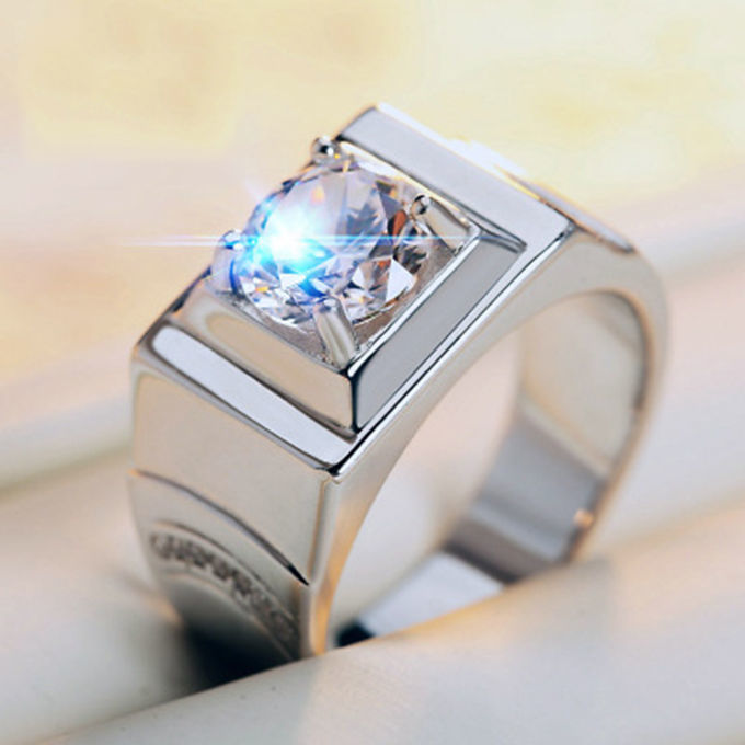 Business men's 1-carat diamond ring, a powerful men's ring with adjustable spout