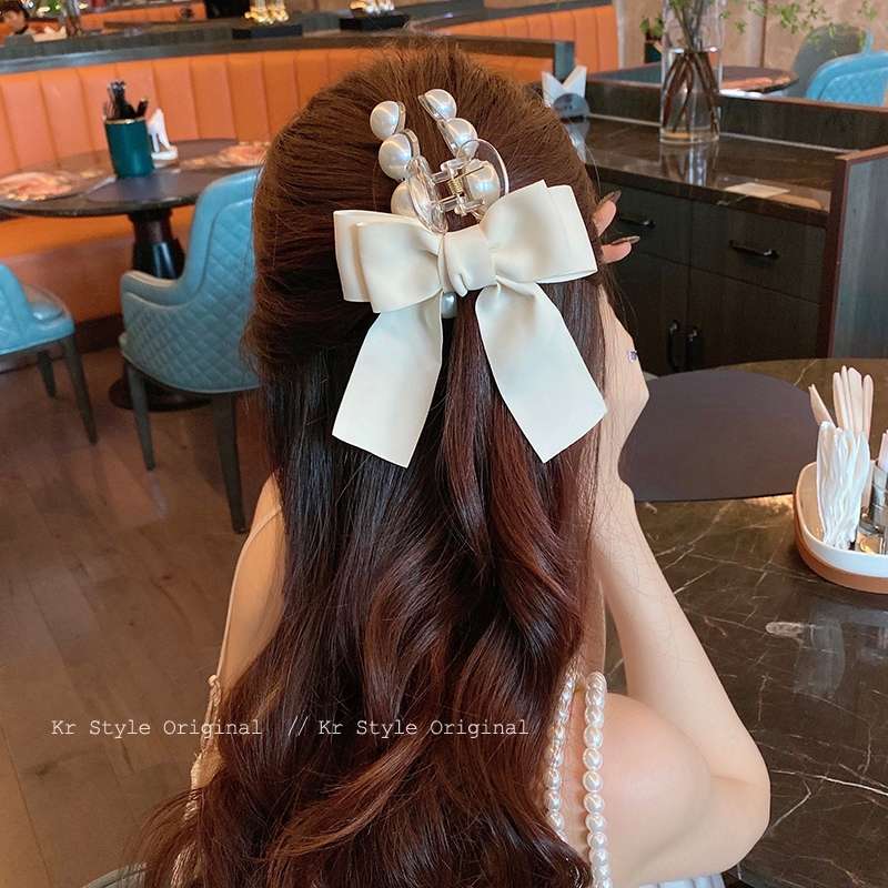 Bow pearl clip, 2021 new summer female Internet celebrity hair clip, back head updo hair clip, ethereal hair accessory Item Picture