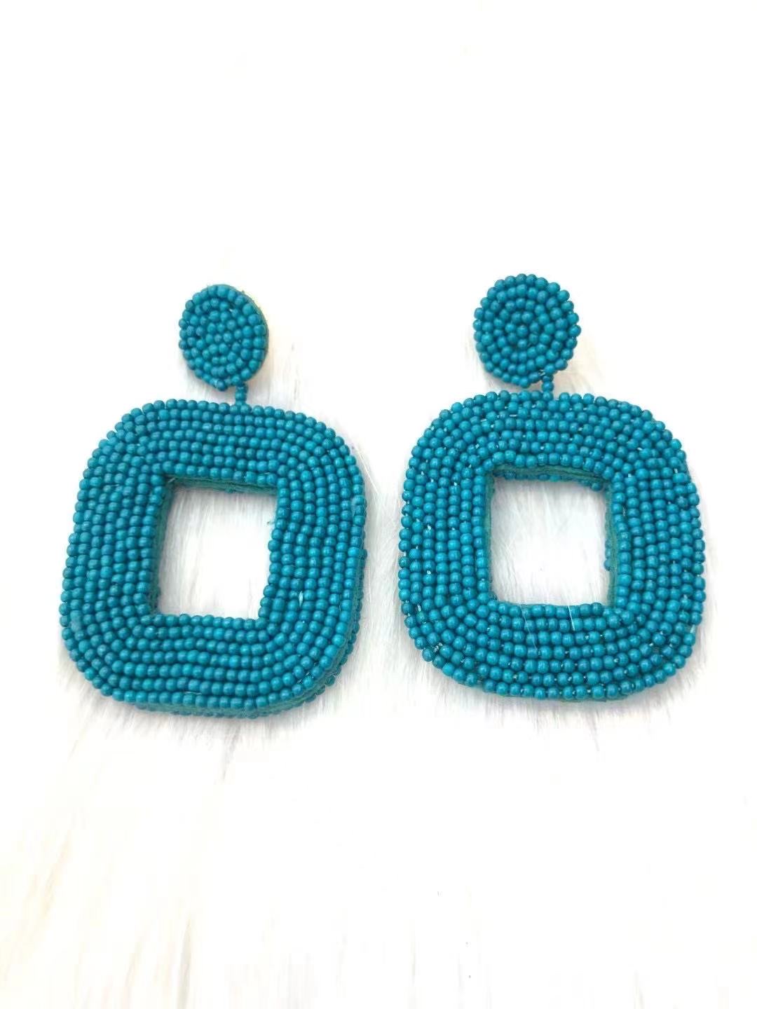 The best-selling rice bead series square earrings are Bohemian handcrafted high-end women's earrings detail image 8