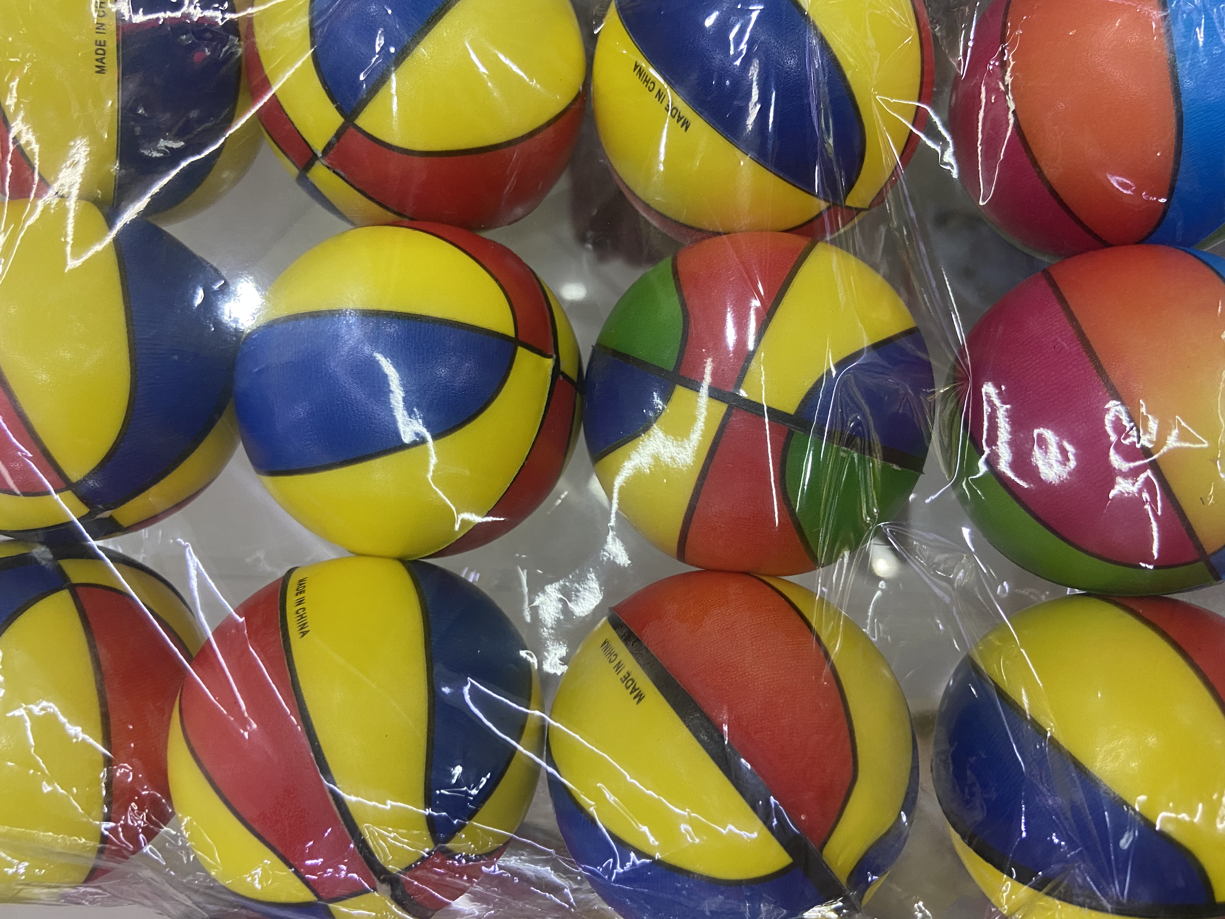 Factory direct sales: 6.3 cm beach flower basketball, girls' and boys' toys, sponge balls, foam balls, children's toys. 12/opp details Picture