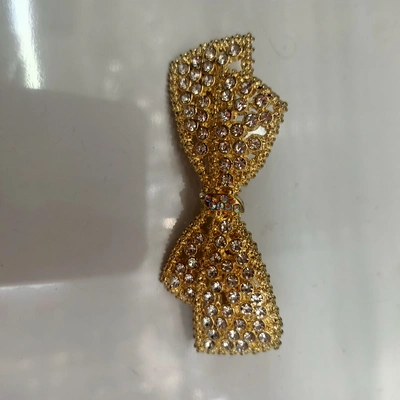 Bow tie clamp thumbnail