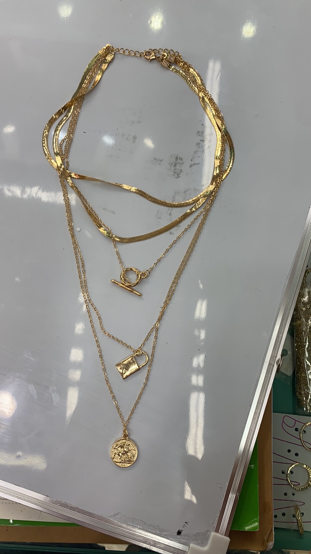 欧美月牙🌙三层项链详情图5