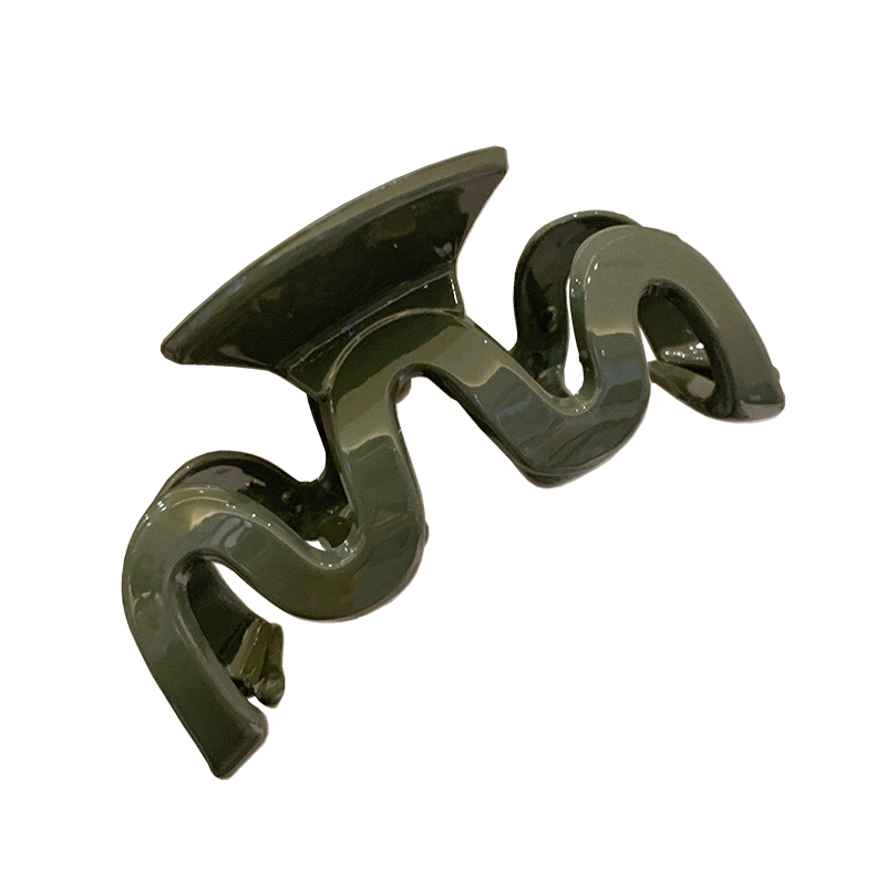 The minimalist artistic plastic hairpin clip at the back of the head in Dongdaemun, South Korea, with its laid-back lines Specification image