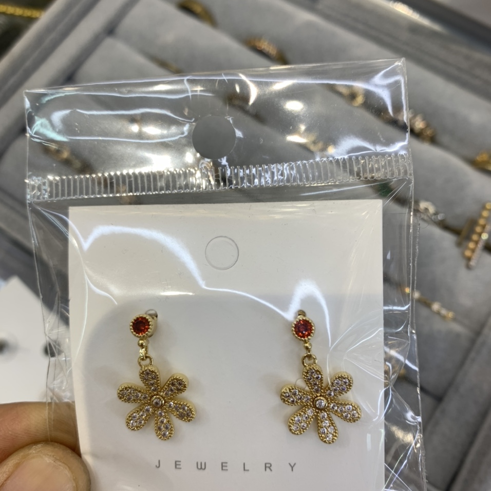 Earrings 030 copper plated zircon gold