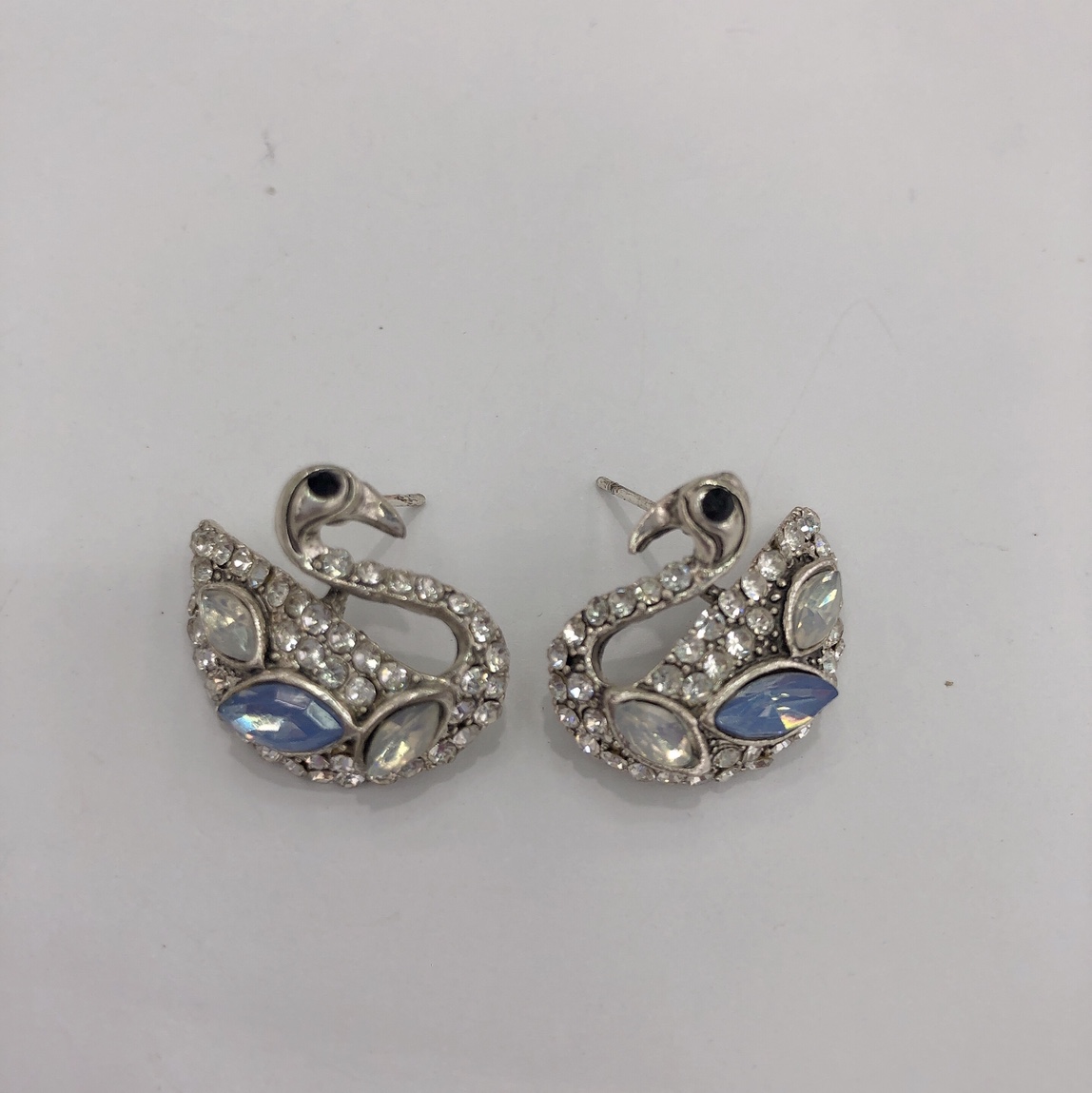 Swarovski Swan exquisite elegant girl earrings.