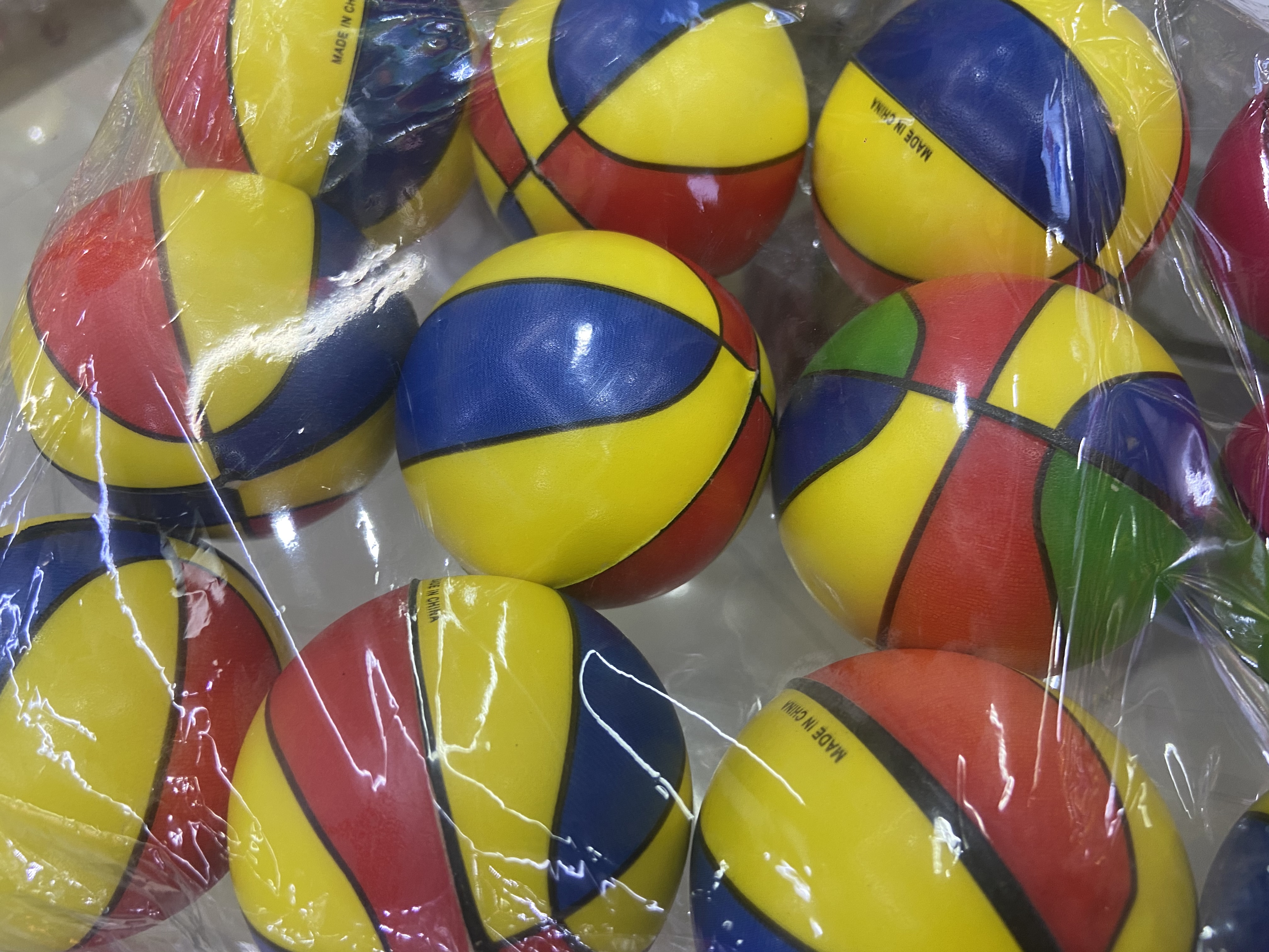 Factory direct sales: 6.3 cm beach flower basketball, girls' and boys' toys, sponge balls, foam balls, children's toys. 12/opp Specification image