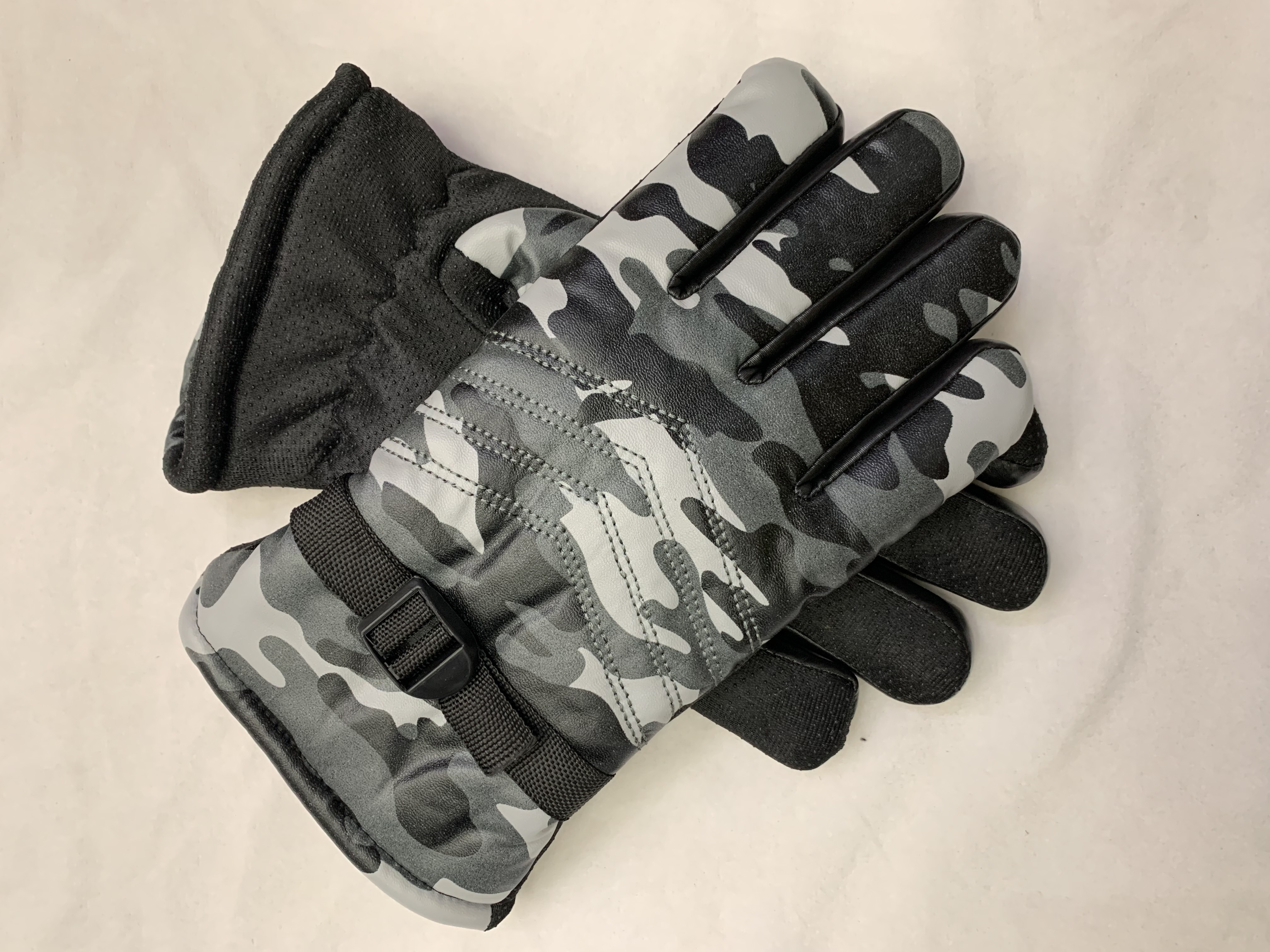 قفازات التمويه للرجال Item Picture