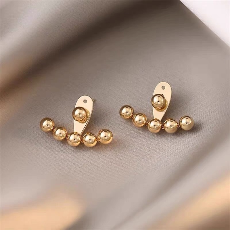 Wang Ziyun's summer style earrings, elegant stud earrings, women's niche high-end personality earrings, 2021 new trend details Picture