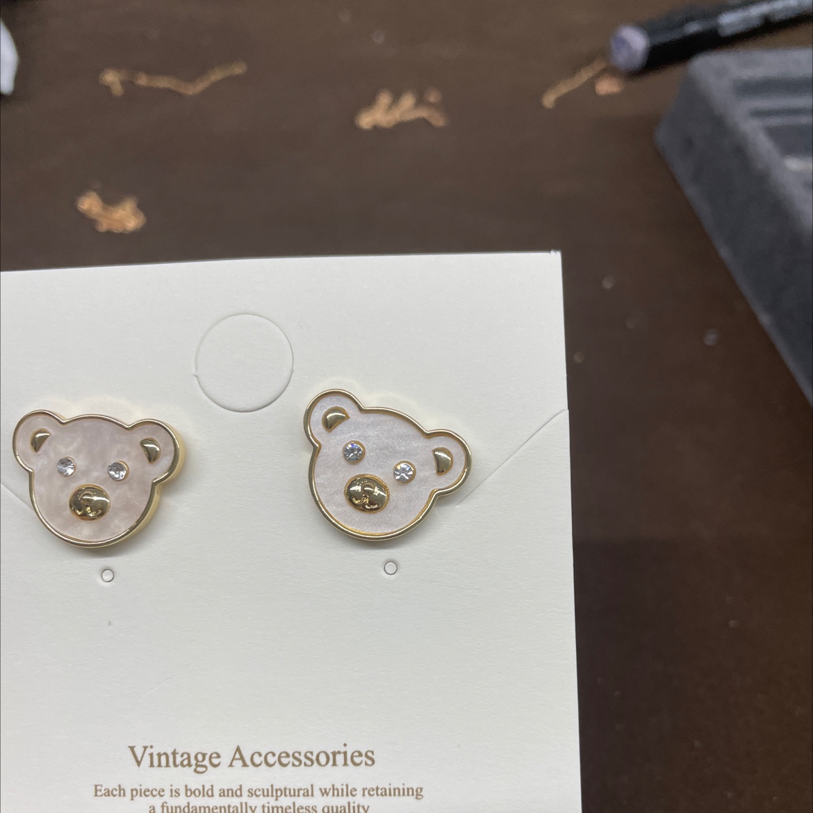 Today's Liren simple, fashionable, elegant and versatile ear studs Application Scenario
