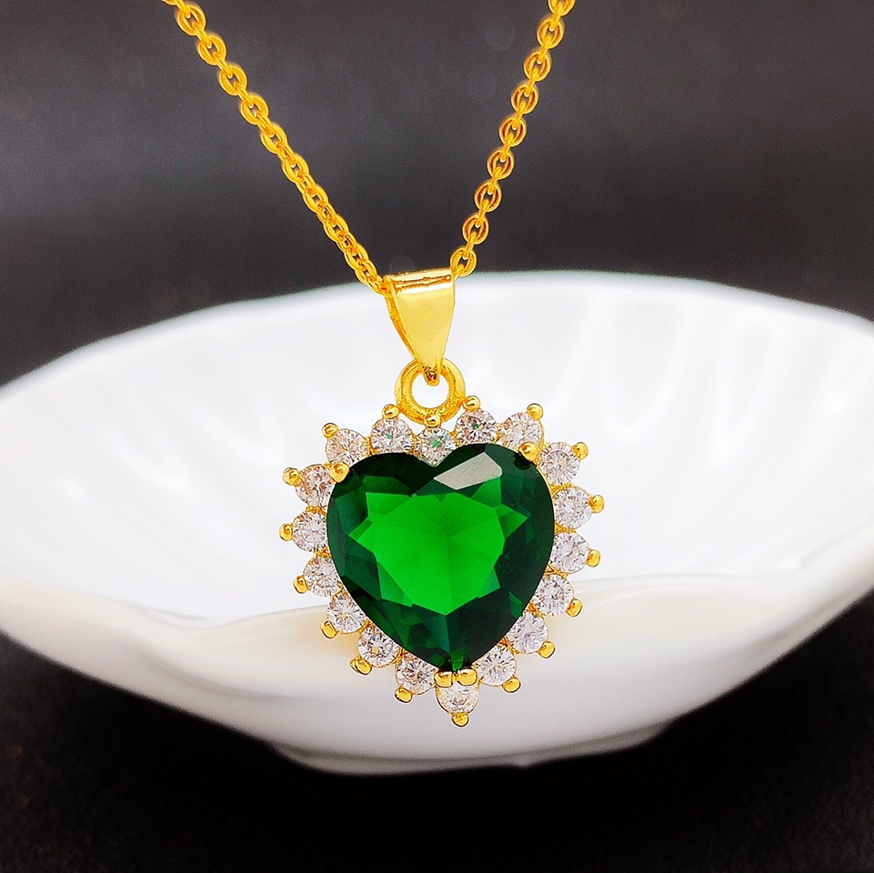 Grandma's green heart pendant