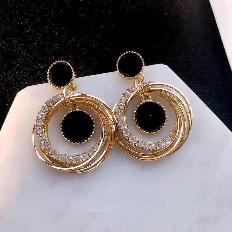 闪闪耳环女气质韩国耳钉个性百搭欧美圆圈耳饰产品图