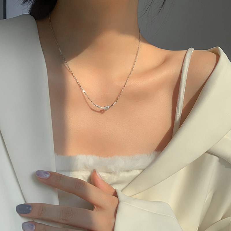 新款项链网络爆款时尚大方百搭款白底实物图