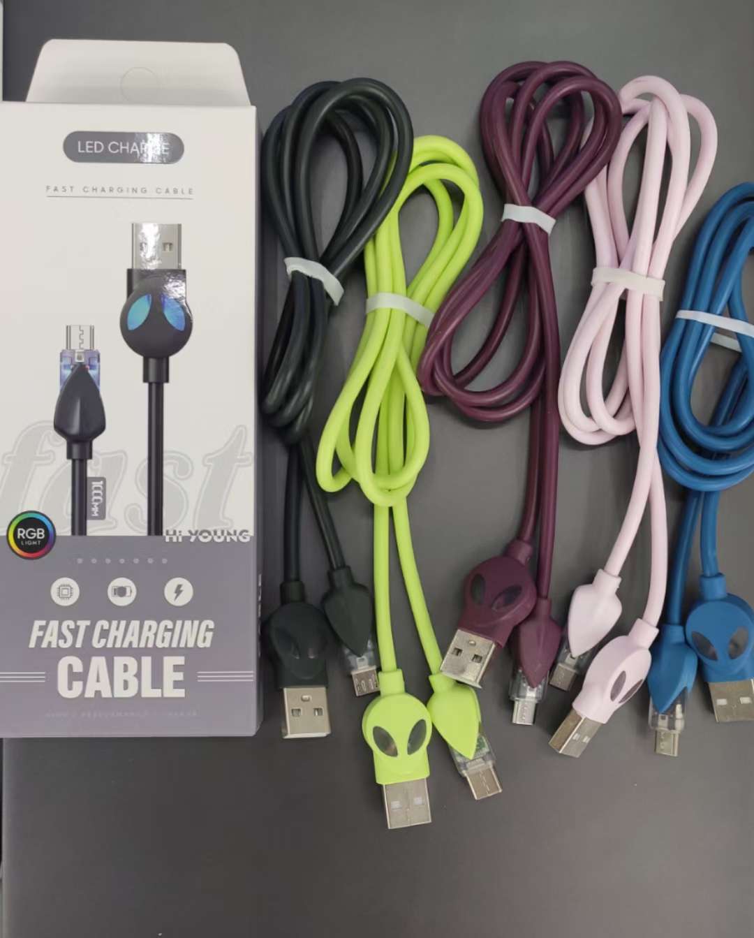 Guangdong Sogo headphones, data cables detail image 1
