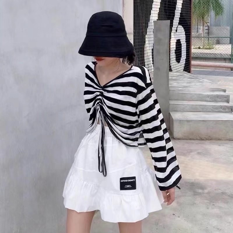 Junxi Cool Girl Set: Women's thin, salty and sweet summer striped T-shirt, long sleeves + high-waisted half-length A-line skirt detail image 2