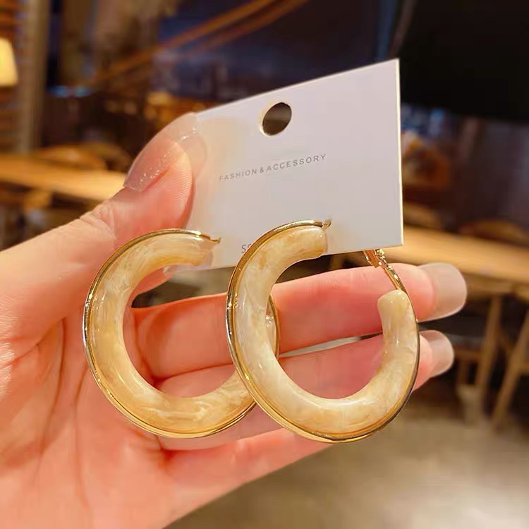 Acrylic grand and fashionable Korean original cold style ear ring star dew accessory 1