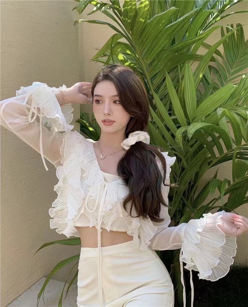 Fashionable sweet and spicy suit for women, 2021 Summer new style, short, long-sleeved, sun-protective shirt, high waist and hip long dress detail image 1