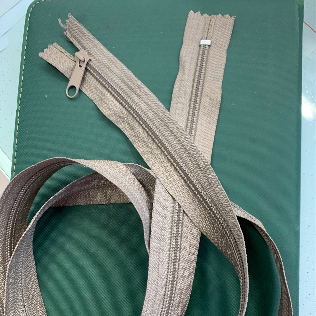 5 号闭尾拉链