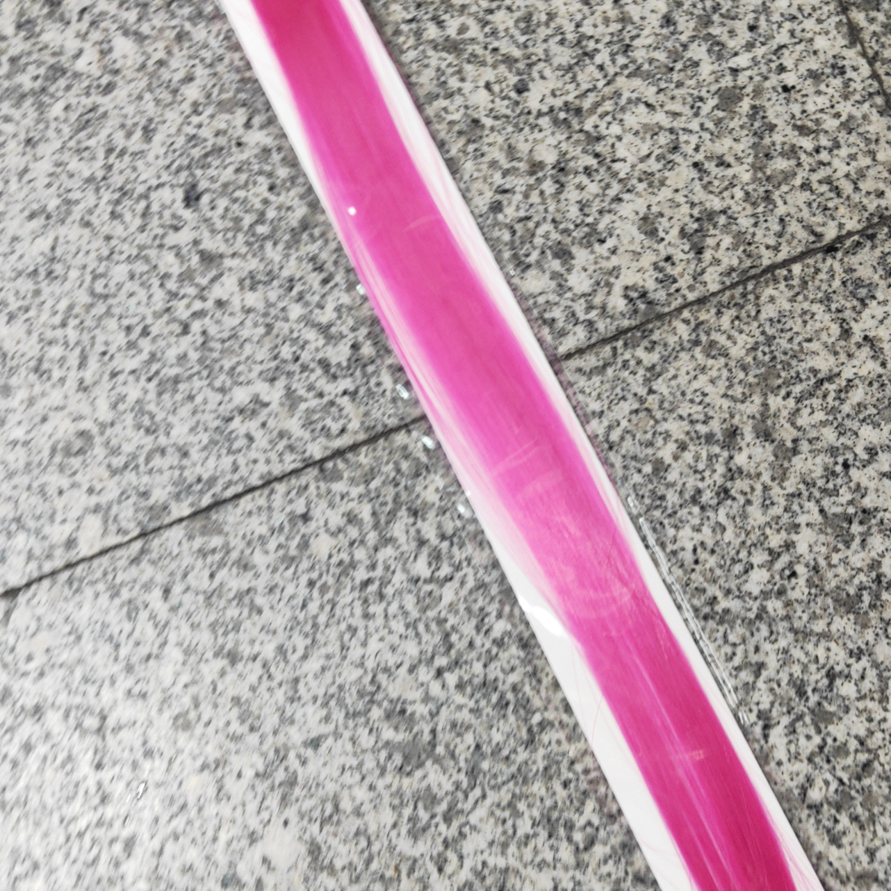 梅红平夹