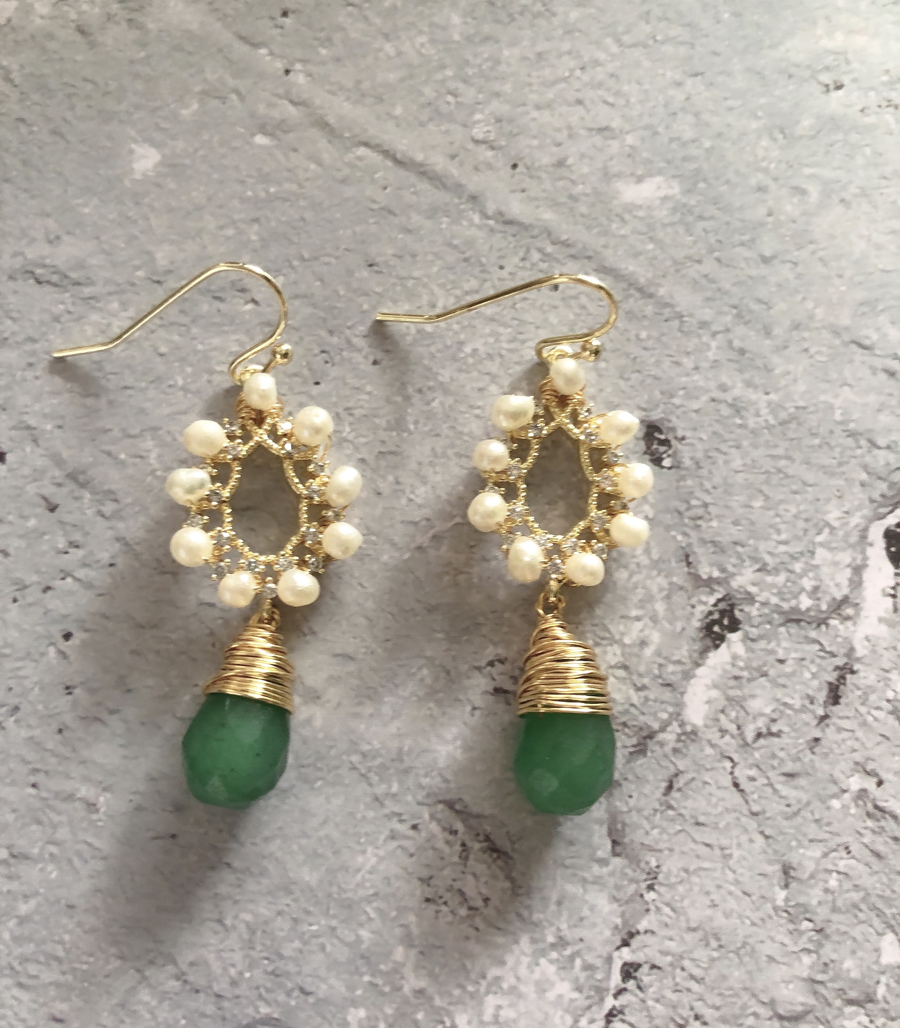 Yuna Jewelry A-146 Natural Pearl and natural stone exquisite pendant, French internet-famous high-end style, personalized and versatile earrings details Picture