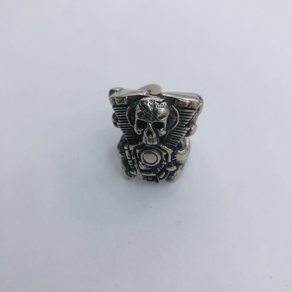 Exaggerated skull Men's stainless steel ring 74