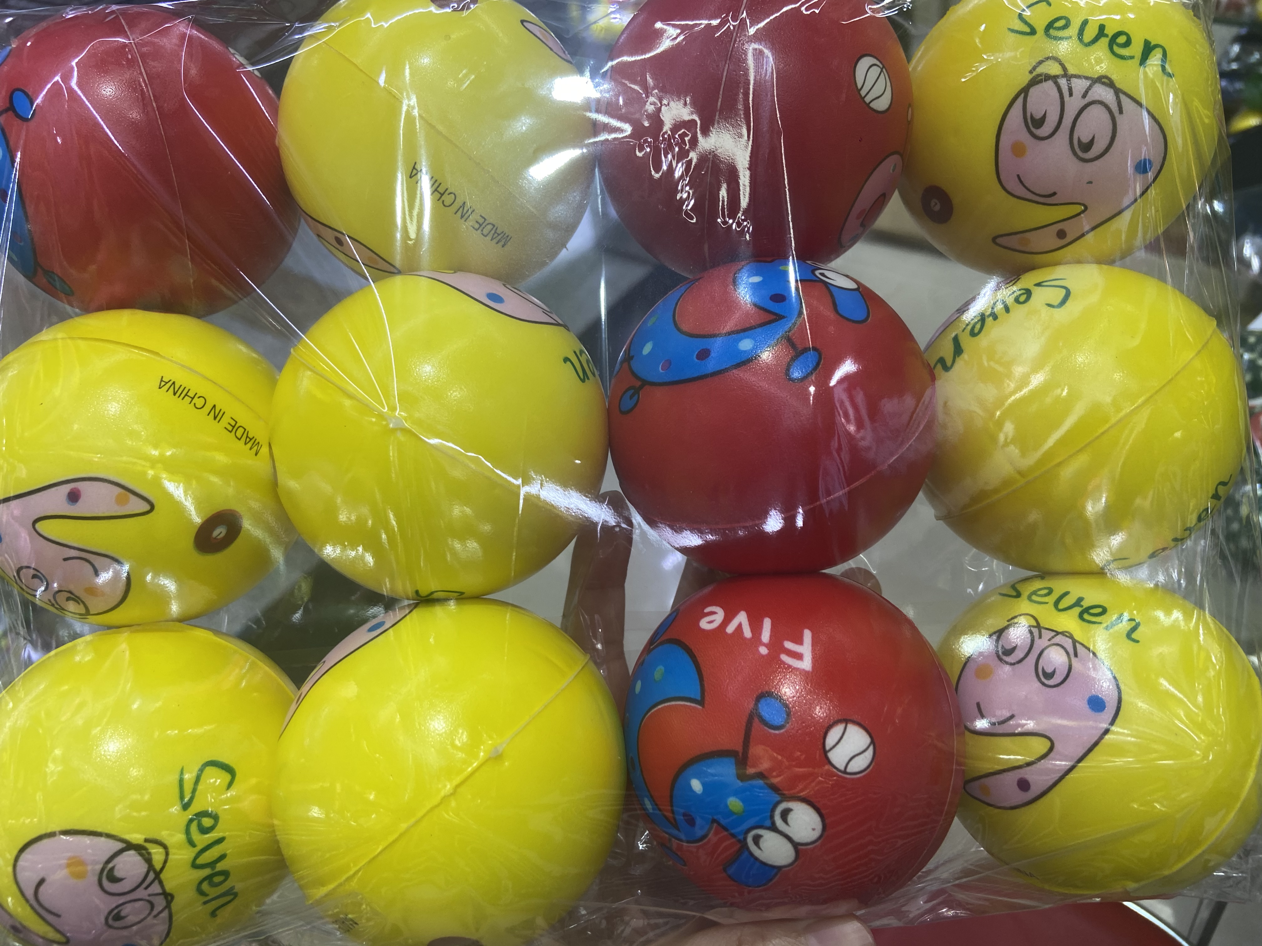 Factory direct sales of 7.6 cm seven-color block cartoon boys and girls pu balls and sponge balls detail image 3