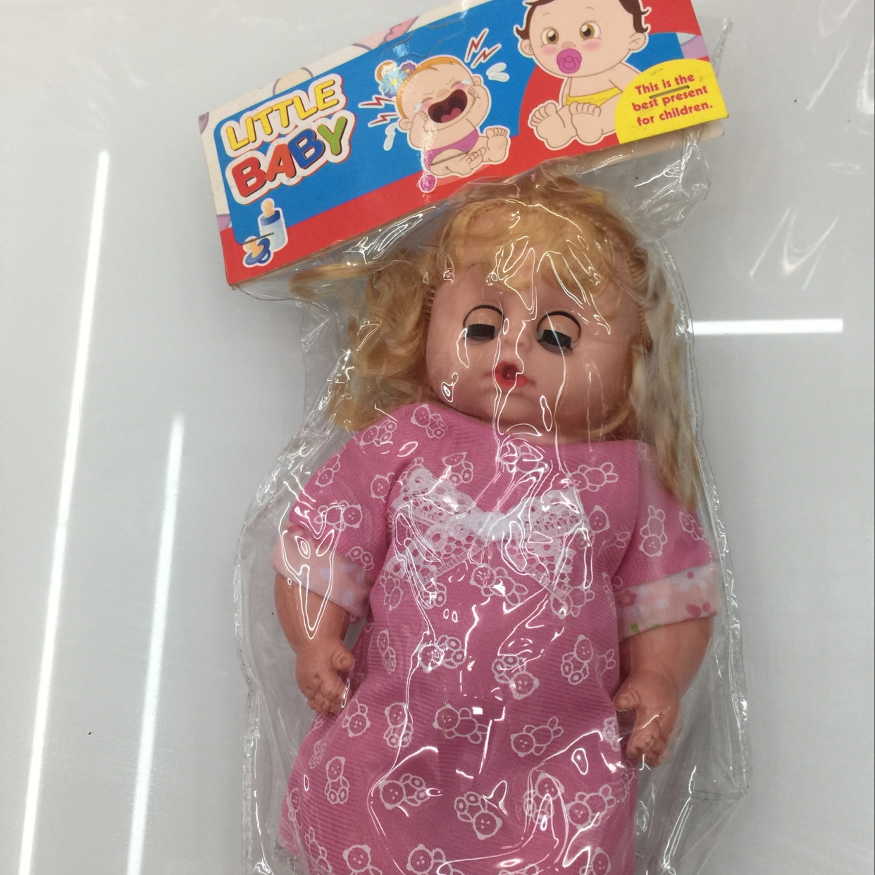 8814 A3 Doll - A Barbie doll details Picture