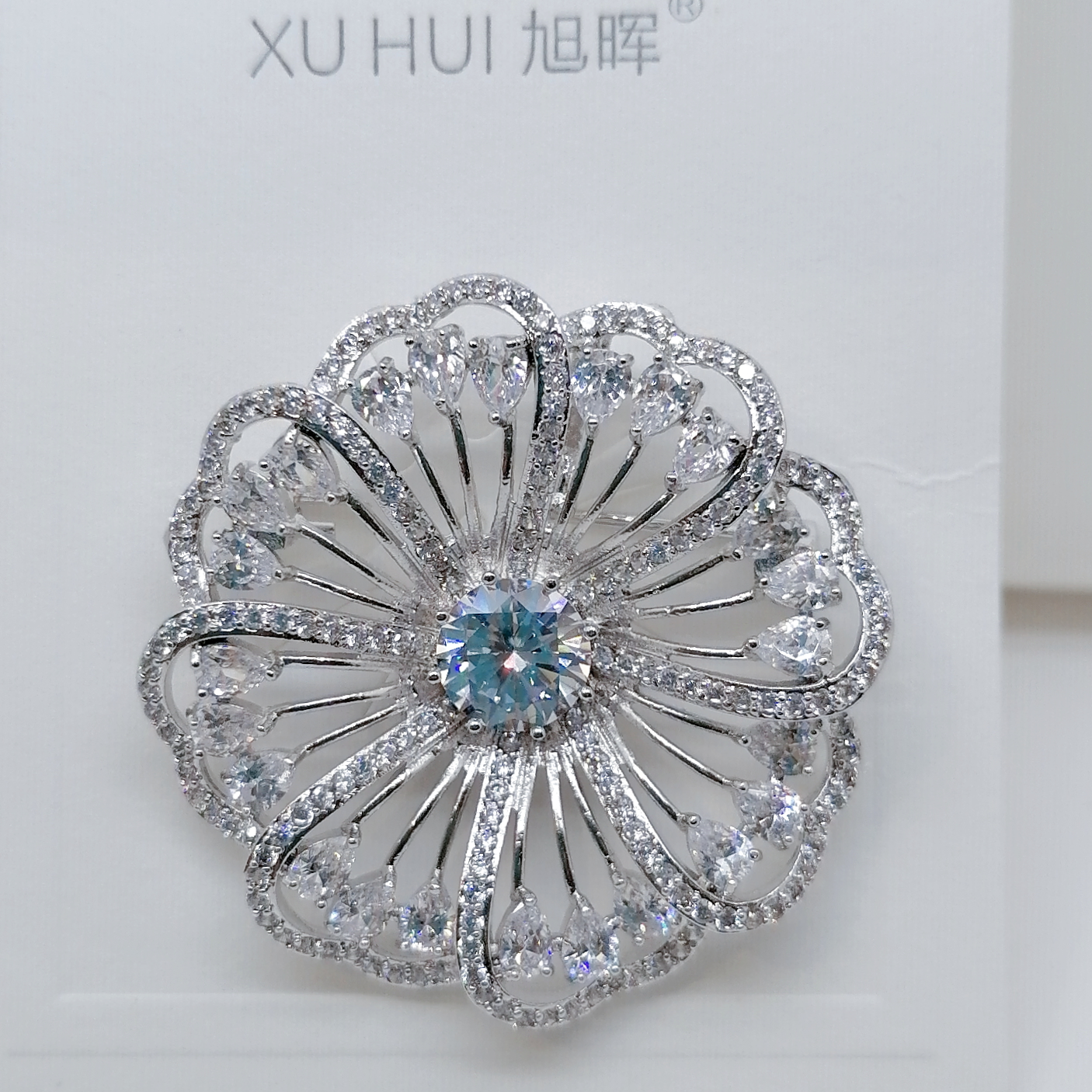 High quality zircon brooch 4 thumbnail
