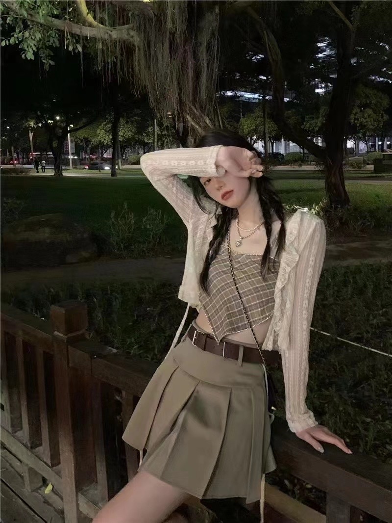 飒酷女孩穿搭蹦迪女团甜酷风格女装纯欲风上衣服辣妹吊带套装夏季详情图3