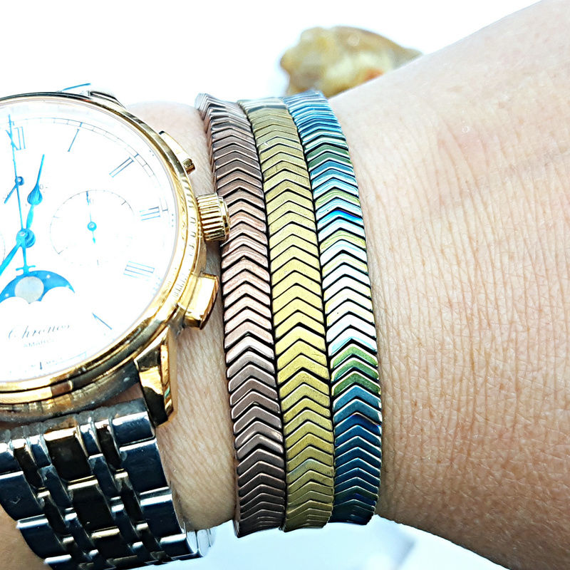 7*1V形赤铁矿手链详情图9