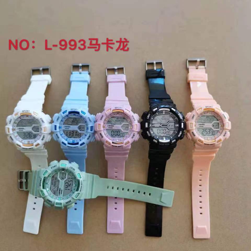 Macaron 993 watch