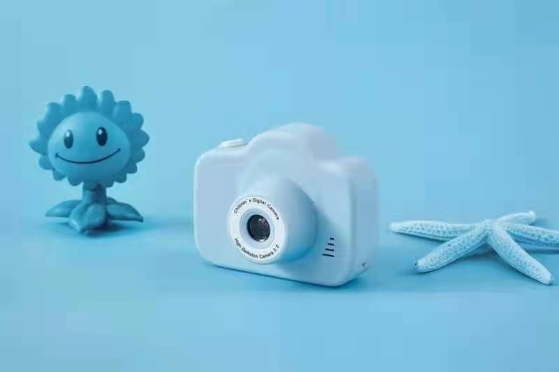 Cross-border X2 high-definition children's camera, mini cartoon toys, photo and video shooting DV digital camera, gift manufacturer wholesale detail image 4