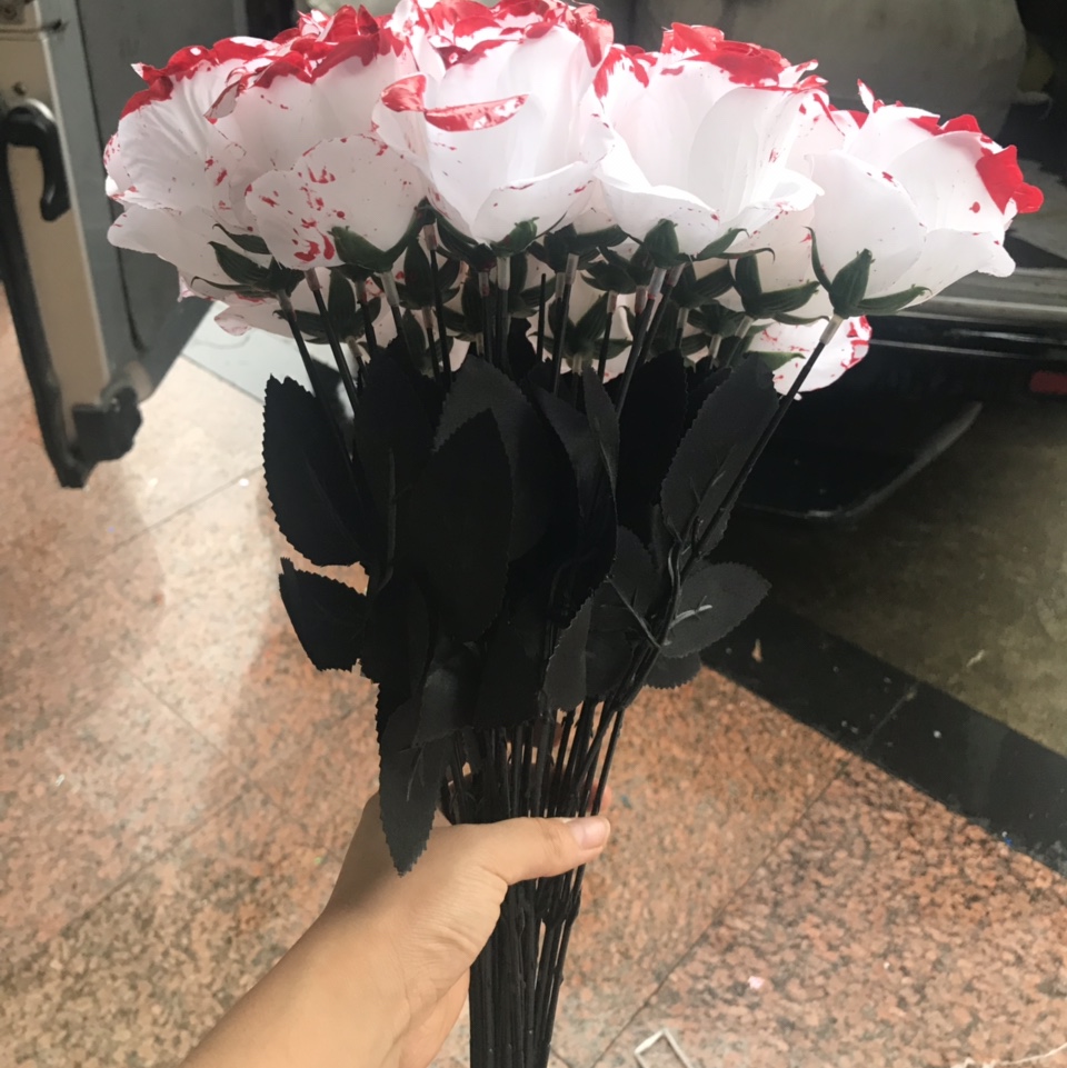万圣节配件鬼节带血玫瑰花