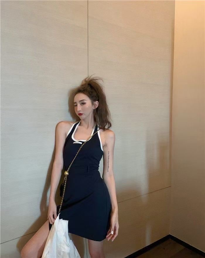Stylish and hot girl halter dress, fashionable set, eye-catching shirt, casual style skirt, two-piece set for women's summer detail image 5
