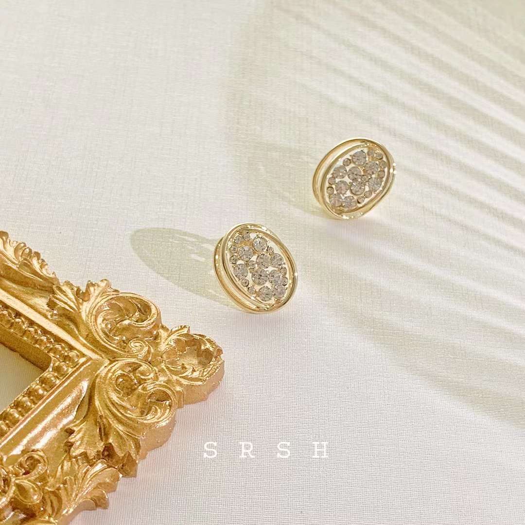 Full diamond round ear studs, 2021 new trendy and stylish earrings, light luxury and simple, internet-famous high-end ear studs details Picture
