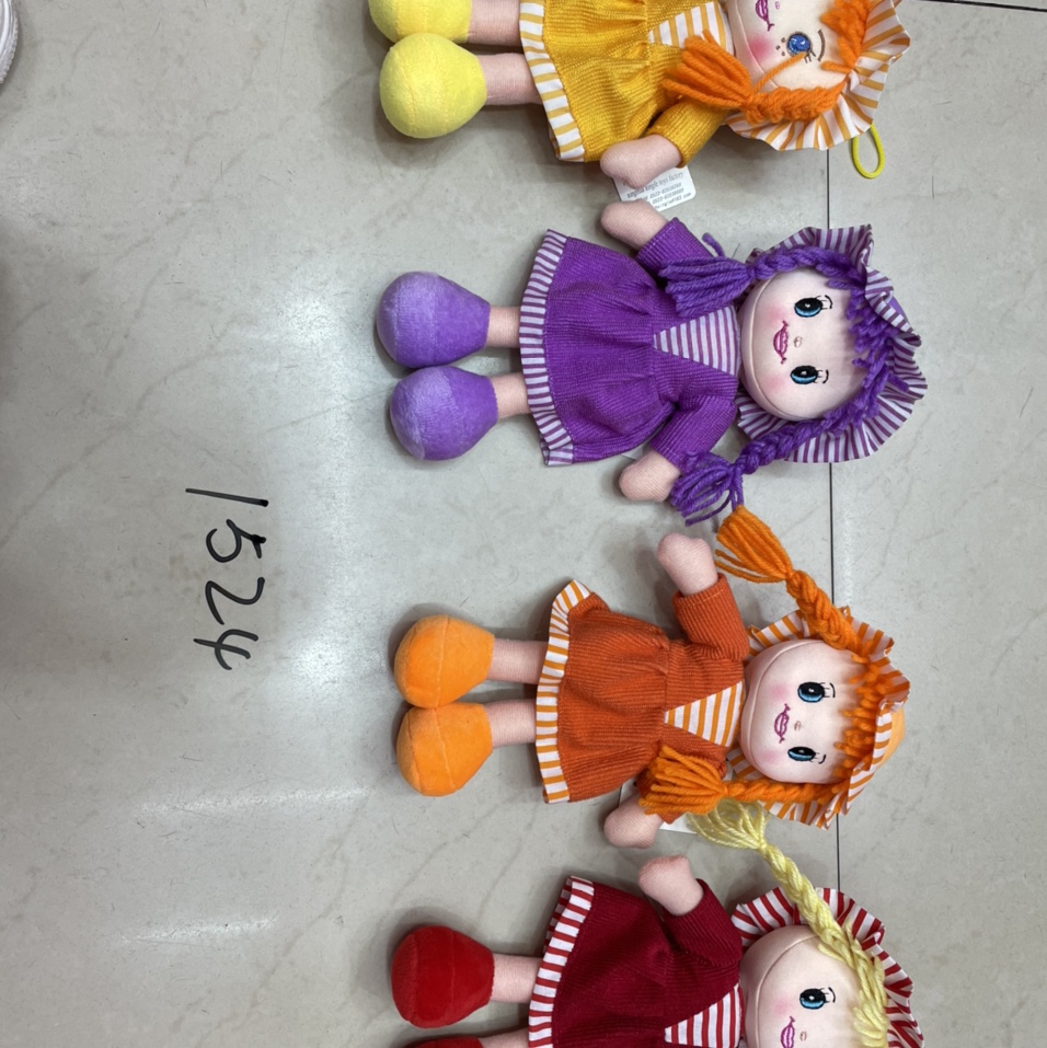 Plush toys, dolls and figurines are girls' favorites