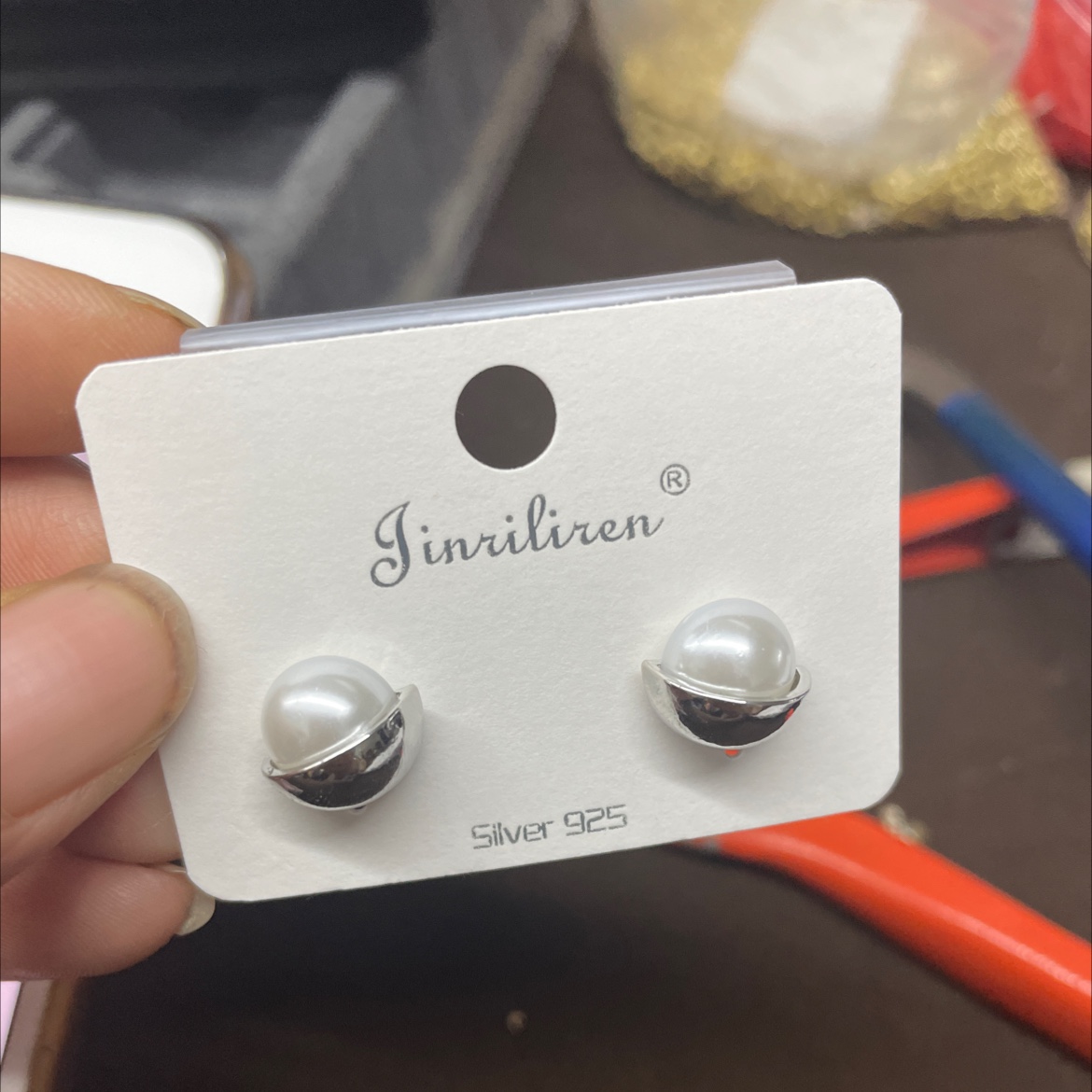 Today's Liren minimalist style designed pearl stud earrings details Picture