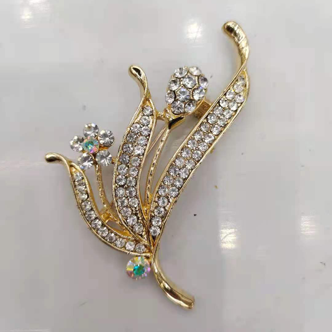 Fashion Brooch 365 thumbnail
