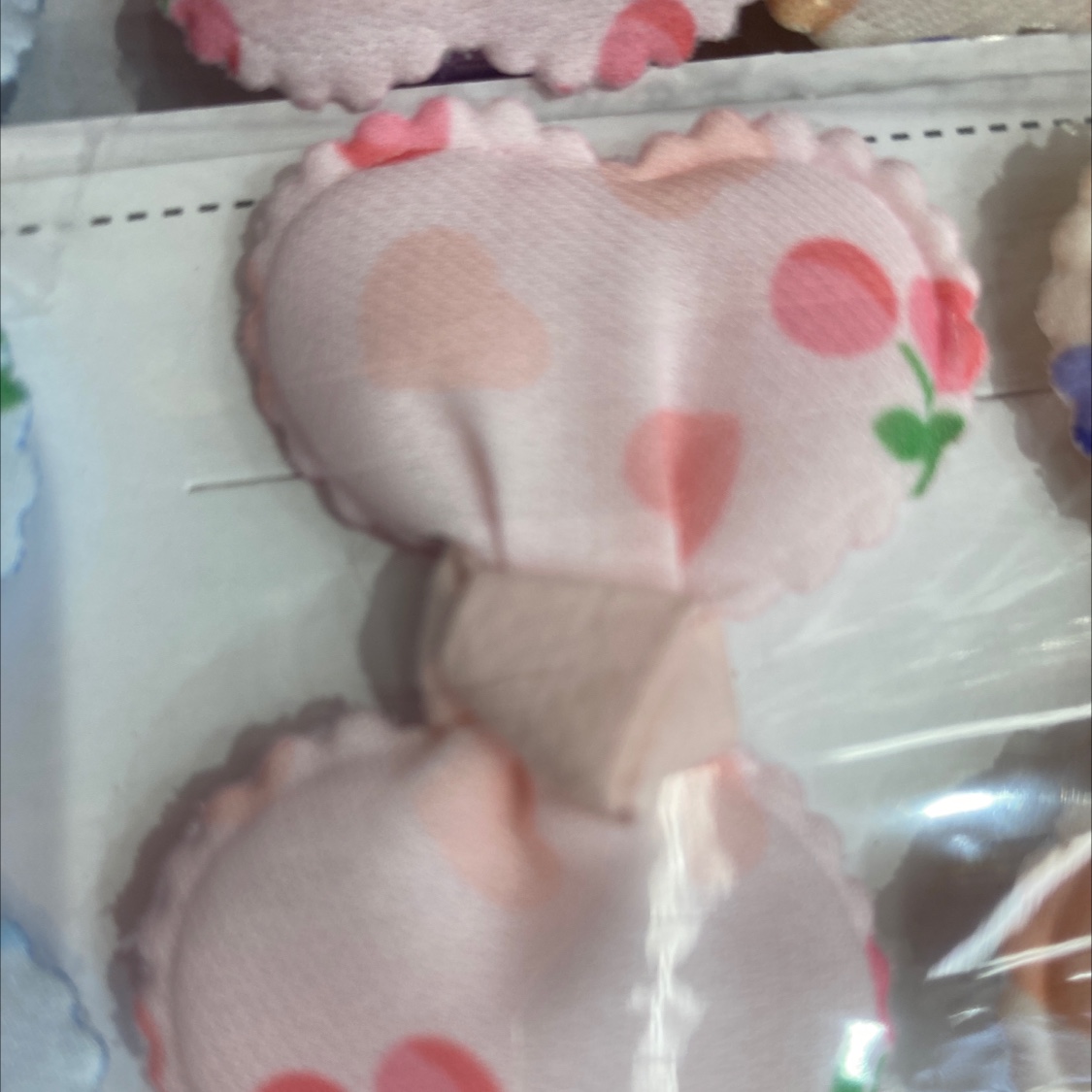 粉色布艺花夹子