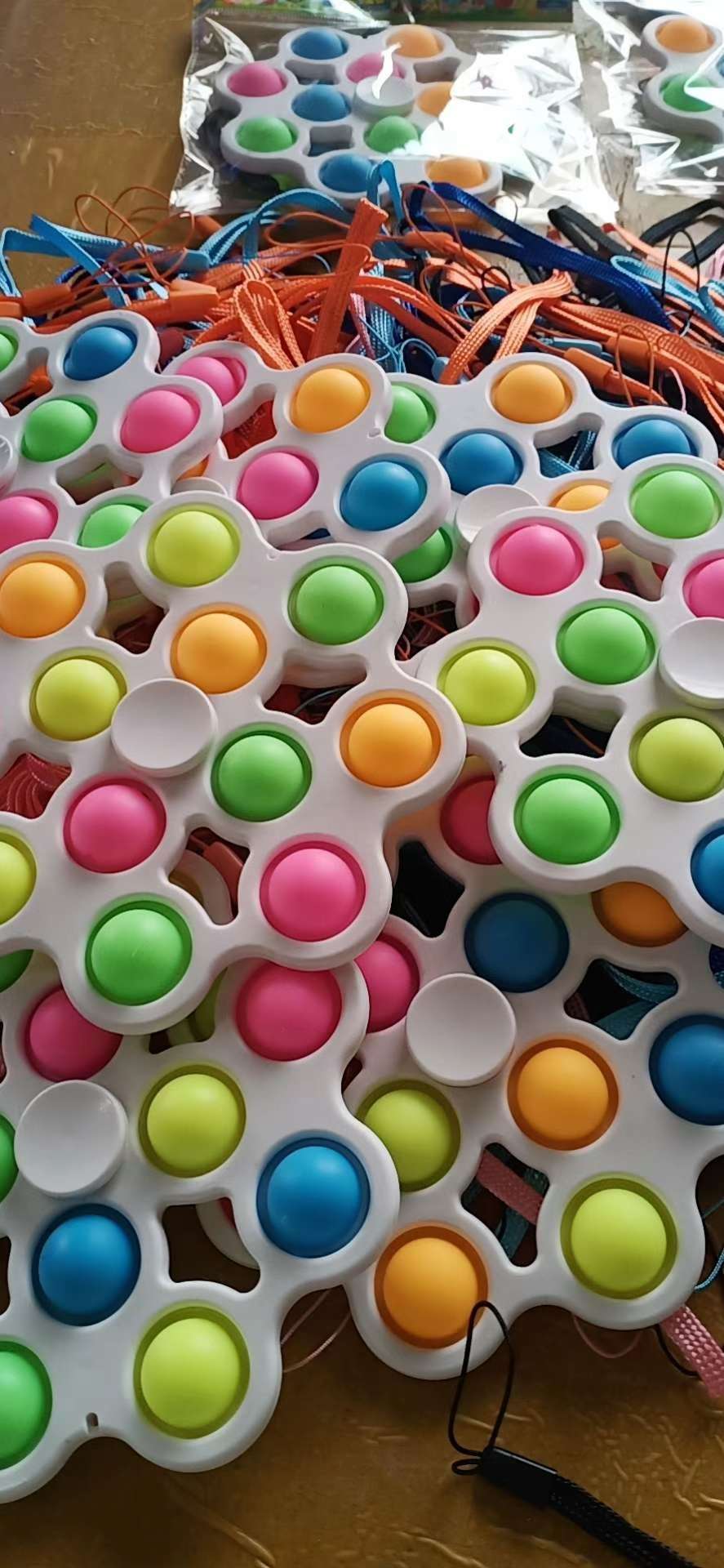 10-hole bubble gyro finger gyro factory direct sales, beautiful colors Specification image