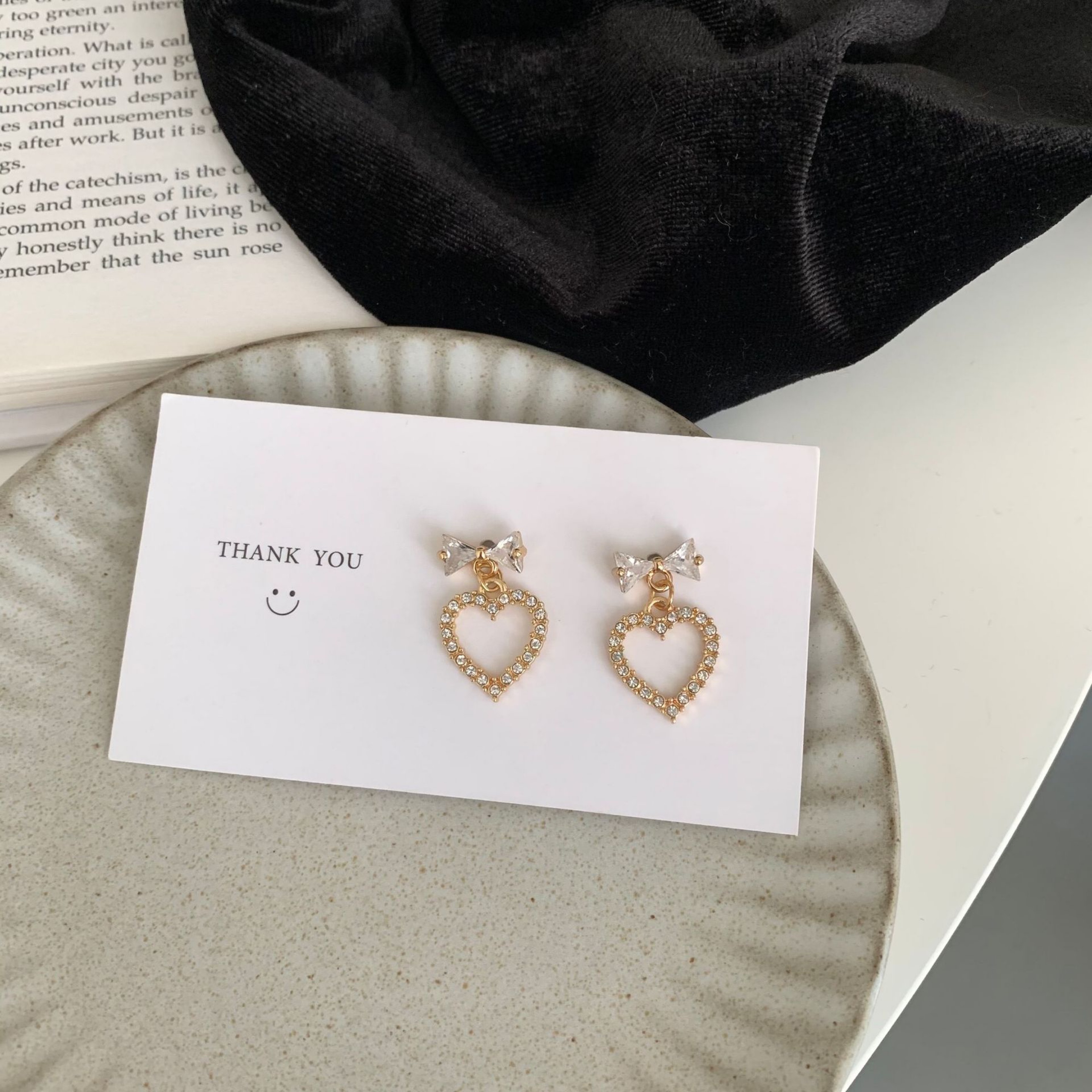 Coreano diseño simple sentido arco corazón aretes ins dulce estilo estilo moda pendientes orejas Item Picture