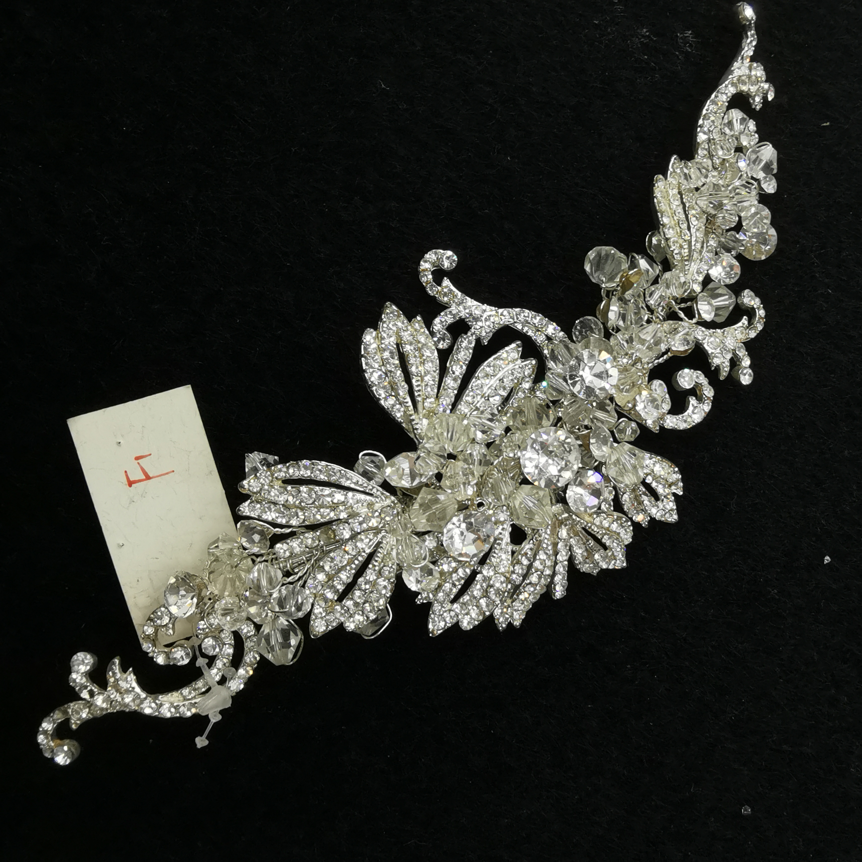 European-style delicate hair accessories Elegant adult banquet headwear High-end handmade accessories Lucky flowers beaded