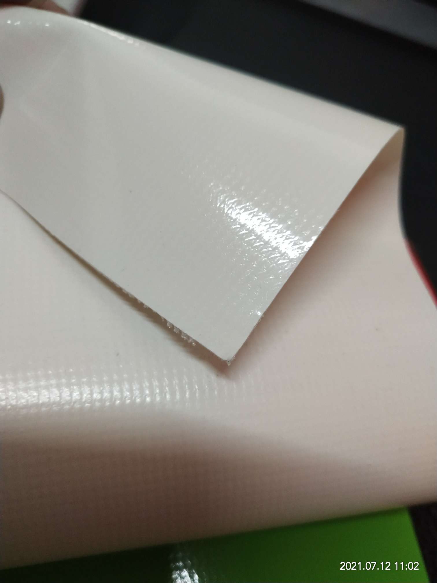 米白色光面PVC夹网布  箱包布  帐篷布   游乐设施产品专用面料详情图12