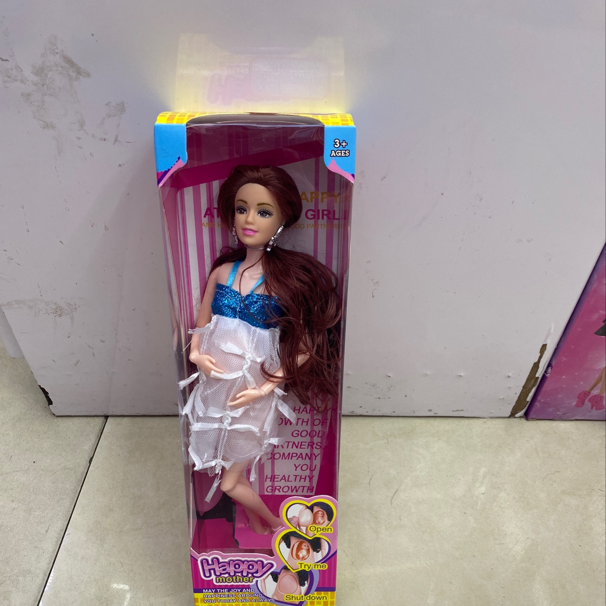 时尚孕妇娃娃产品图